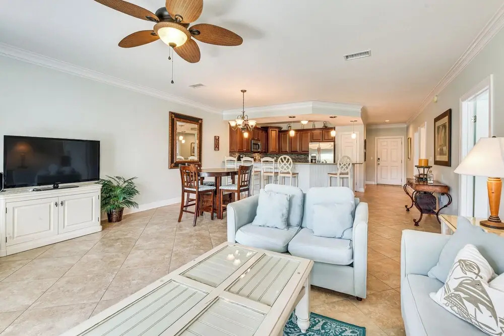Sunny Miramar Beach Condo w/ Beach Access!