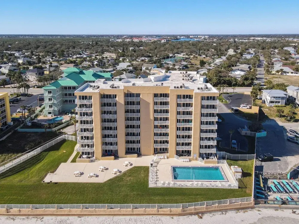 Oceania Beach Club 301