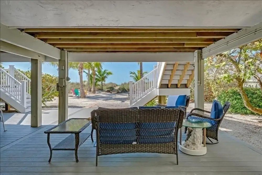 Turtleback 11 3 Bedroom Villa by RedAwning