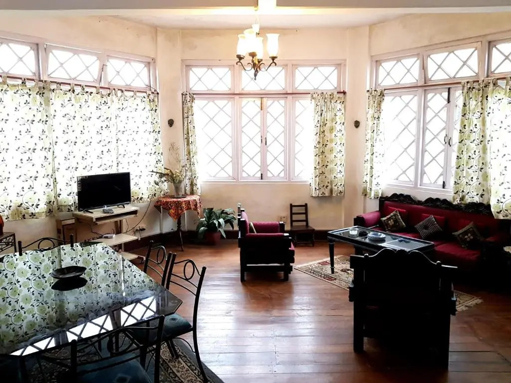 Rani Kothi Heritage Palace