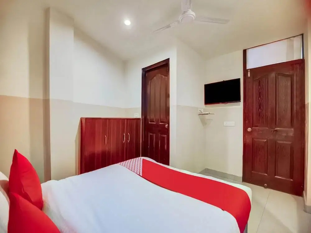 The Vishnu Paradise By OYO Rooms