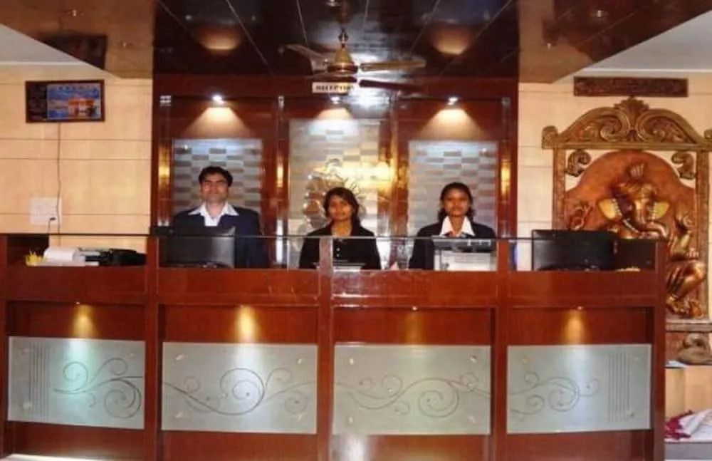 Hotel Vinayak Palace