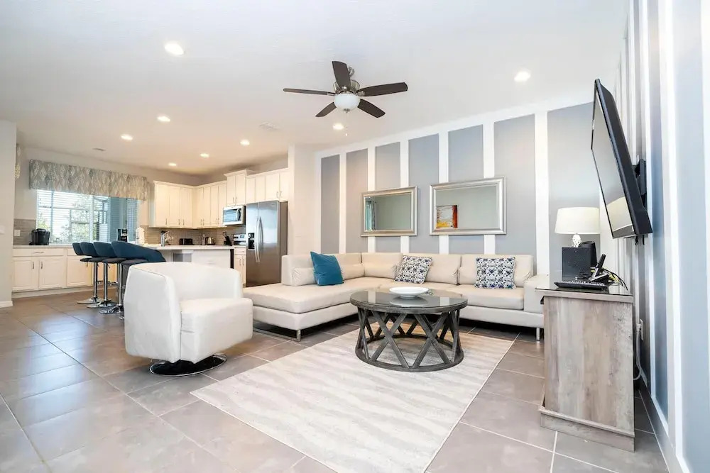 1543 CP - Opulent 4BR Townhome: Private Pool, Solara Resort