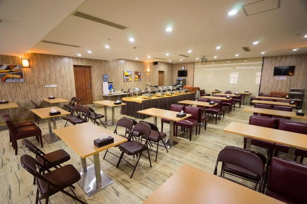Home Inn Yubai Yun (Shanghai East China Normal University Minhang Wuxu Branch)