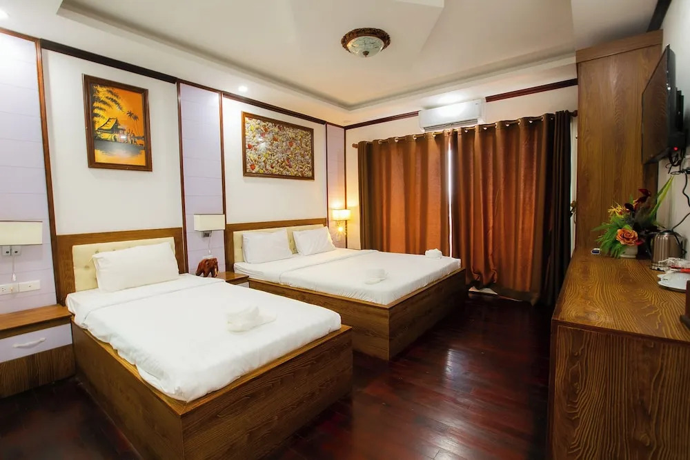 Vientiane Ruby Riverside Hotel