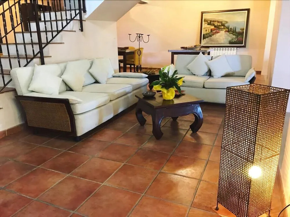 Villa Elaia