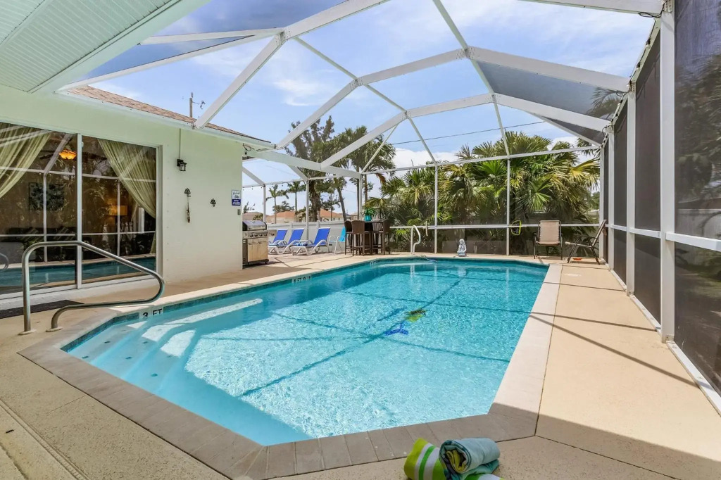 Newly Renovated Villa with Heated Pool! - Villa Taina - Roelens Vacations