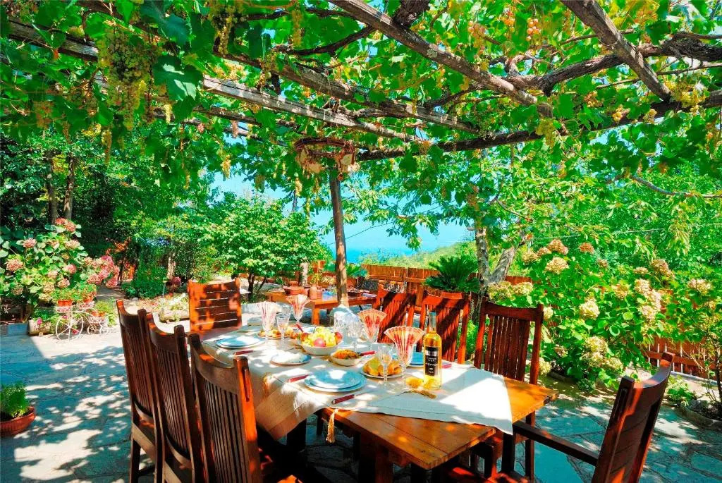 Pileas & Thetis Villa