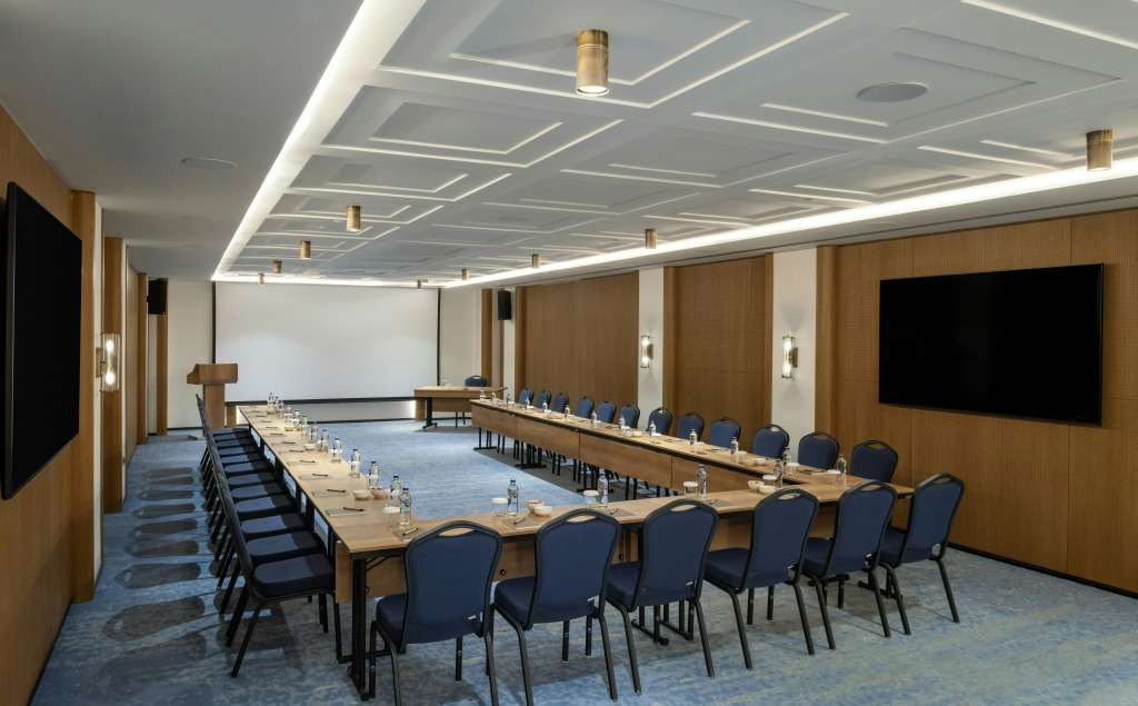 Altunizade Suites Istanbul, Curio Collection By Hilton