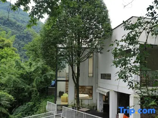 SeeMountain Hostel