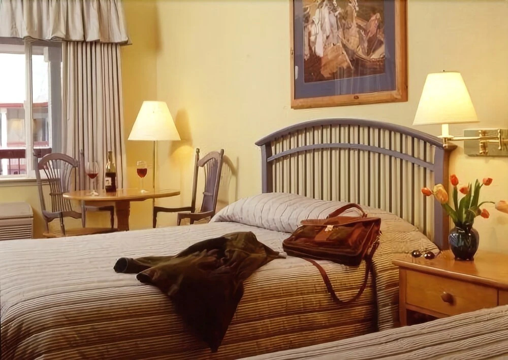 Sebastopol Inn