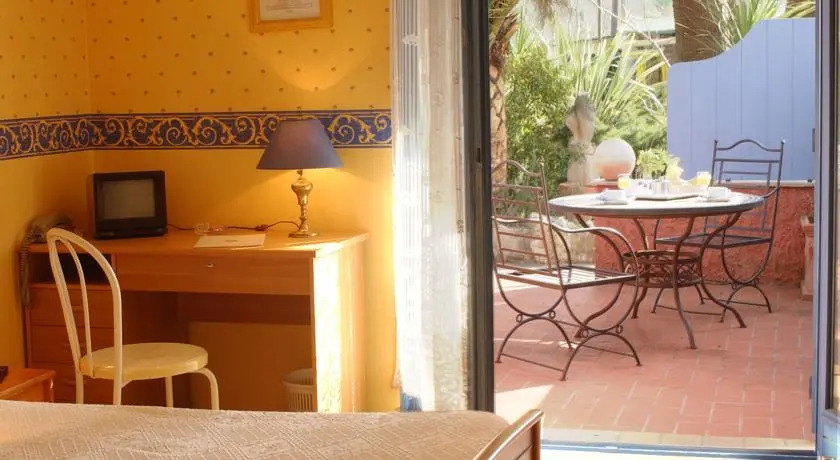 AUBERGE DES PINS