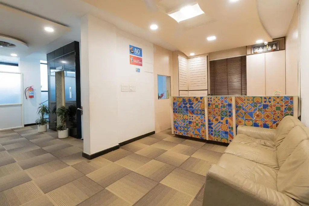 Capital O 70516 Hotel Scarlet