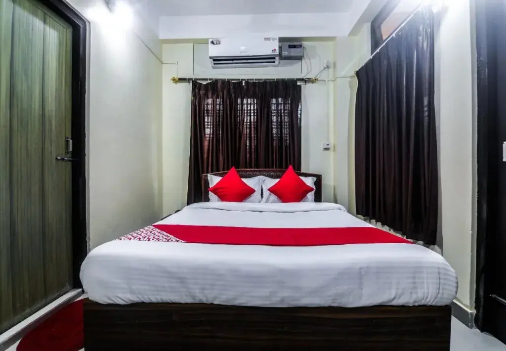 OYO 16696 Swagatom Lodge