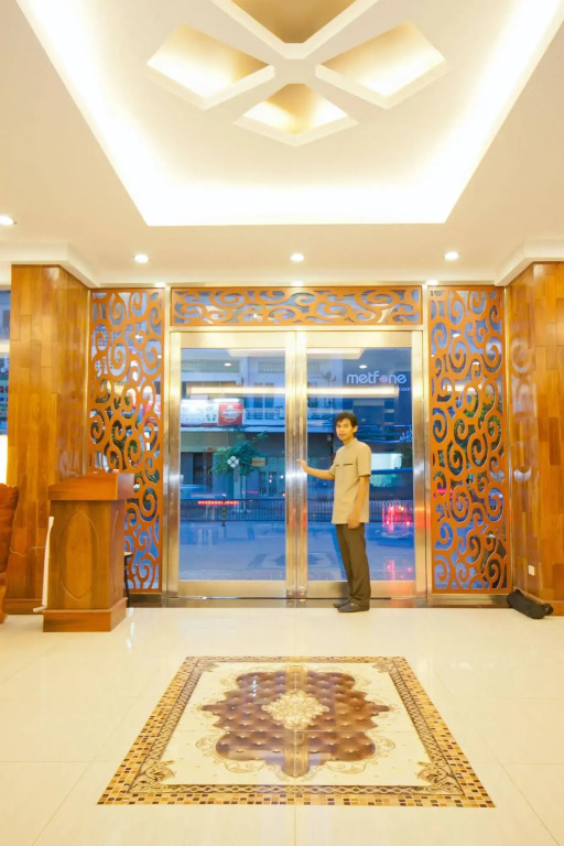 Diamond Hotel