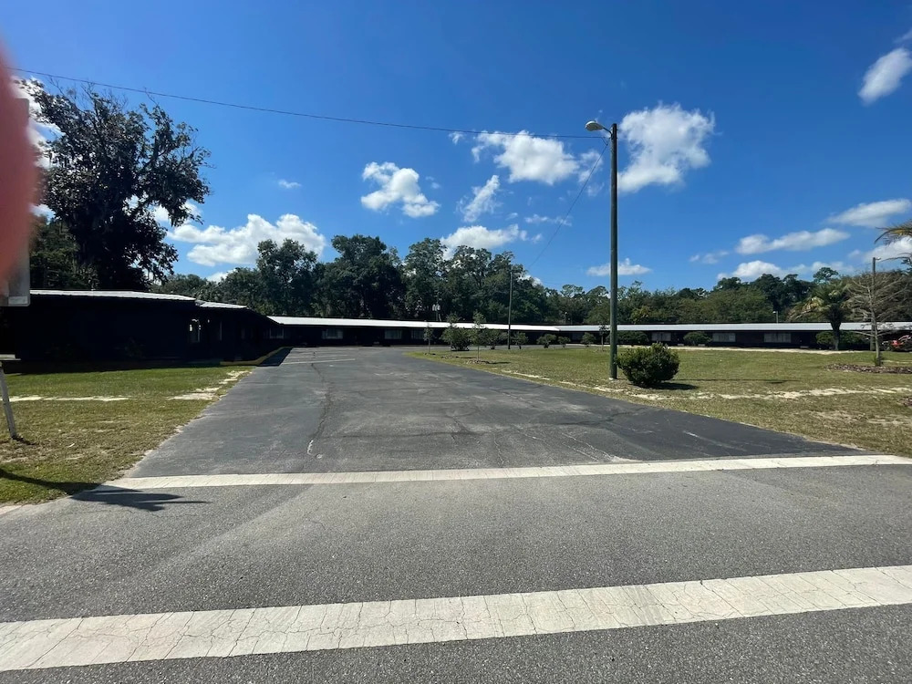 BlueGem Motel