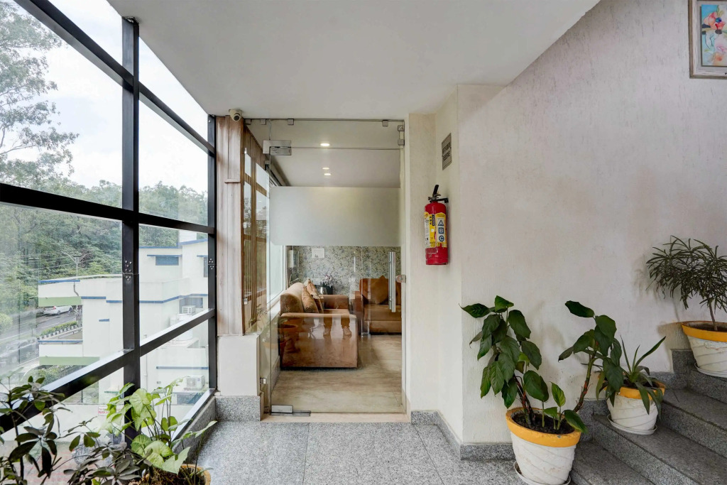 Super Super Townhouse Oak IMA Dehradun