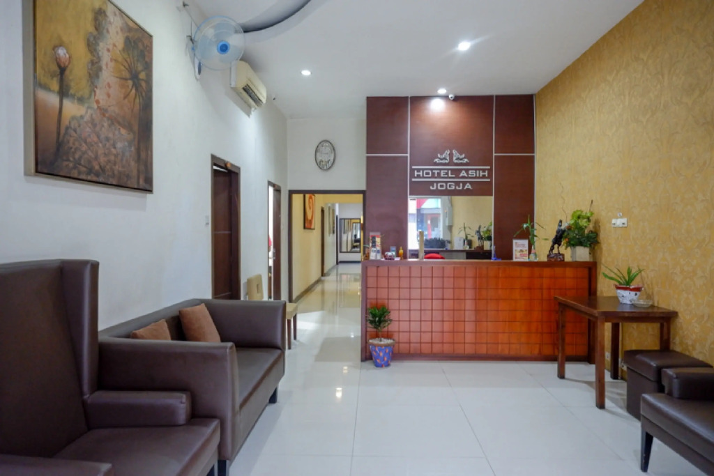 RedDoorz Plus @ Hotel Asih UNY
