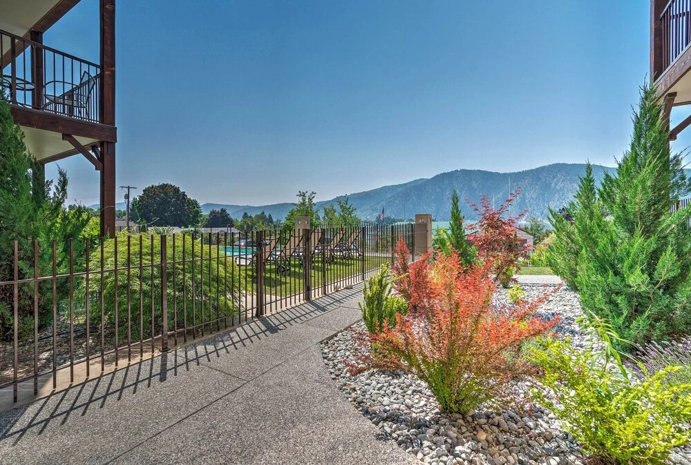 Manson Condo w/ Pool Access - Near Marina and Town