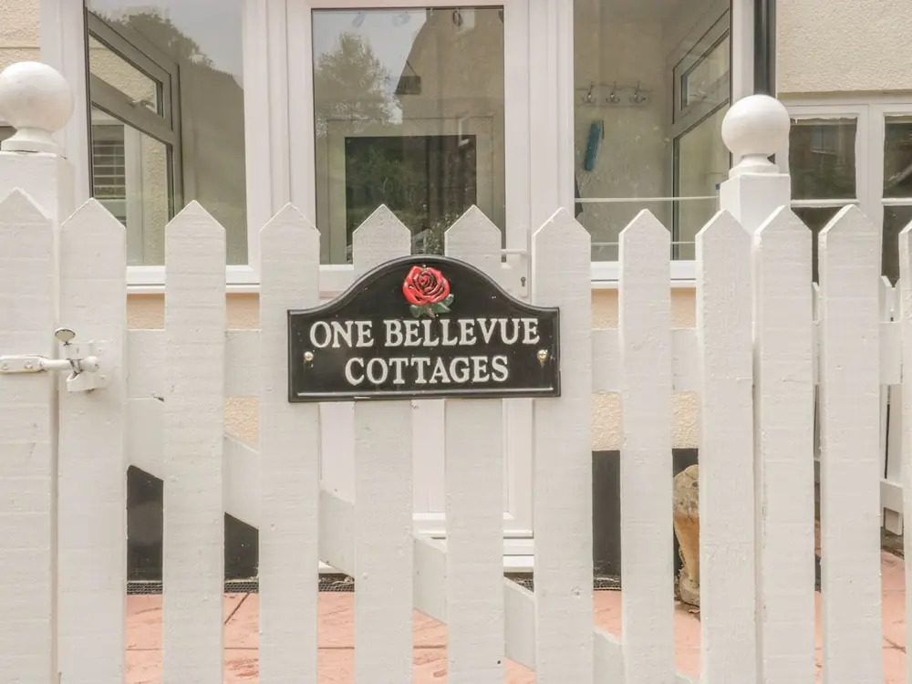 1 Belle Vue Cottage