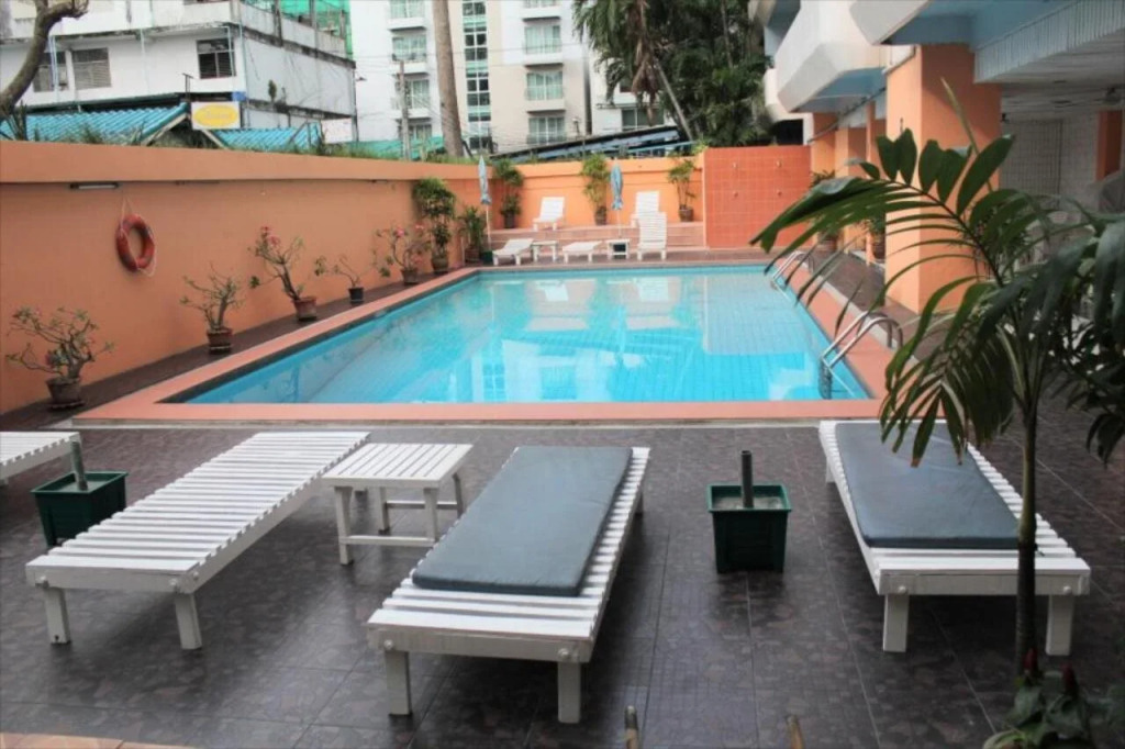 Queen Pattaya Hotel