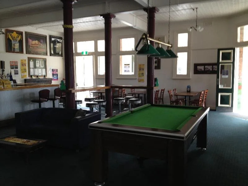 Neath Hotel