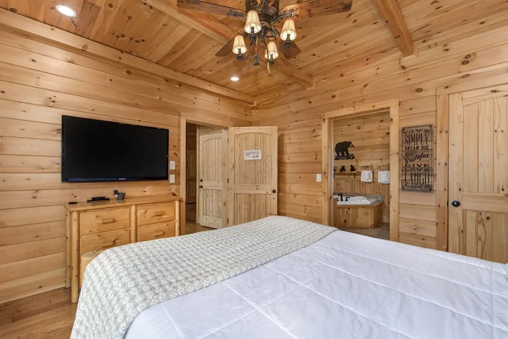 Cabin w/ Mountain Views, Hot Tub & Game Room!