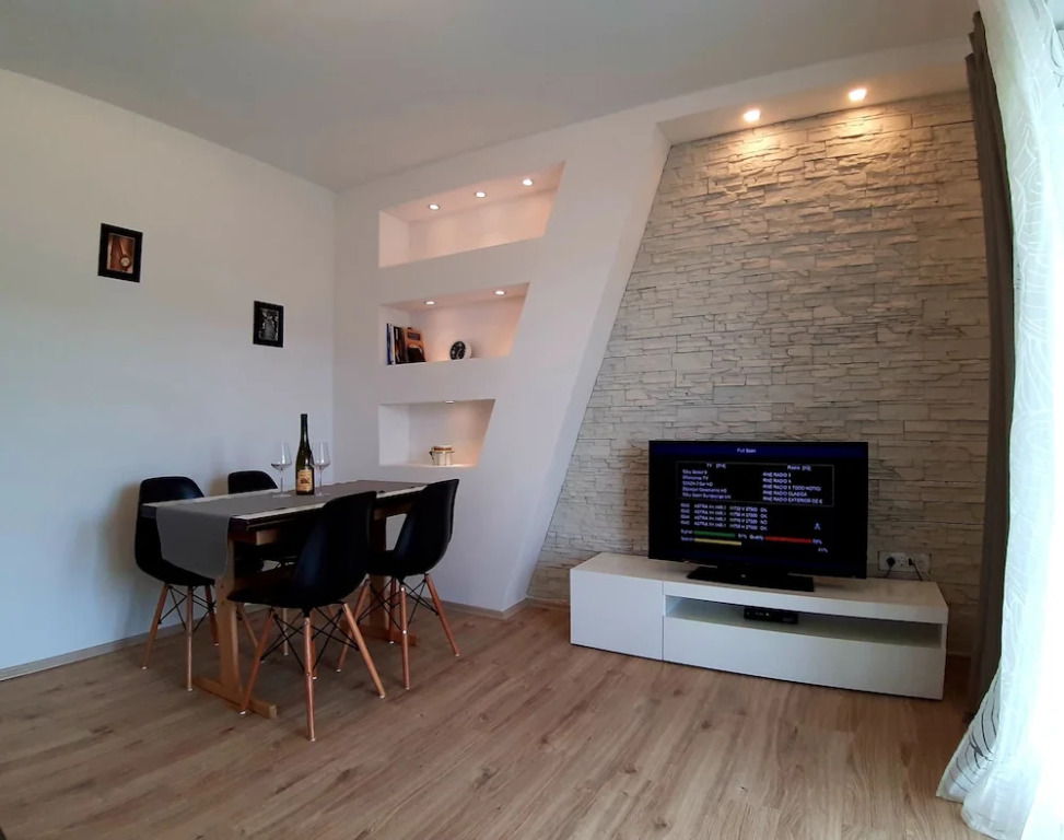 Modern Apartment With Seaview