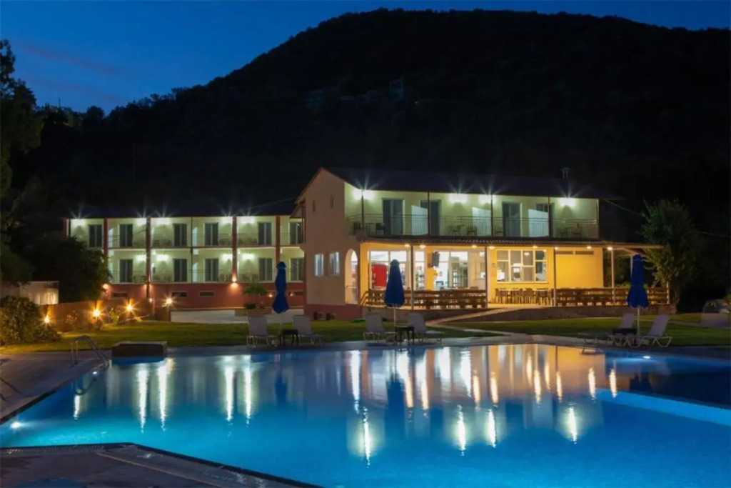 Menes Hotel