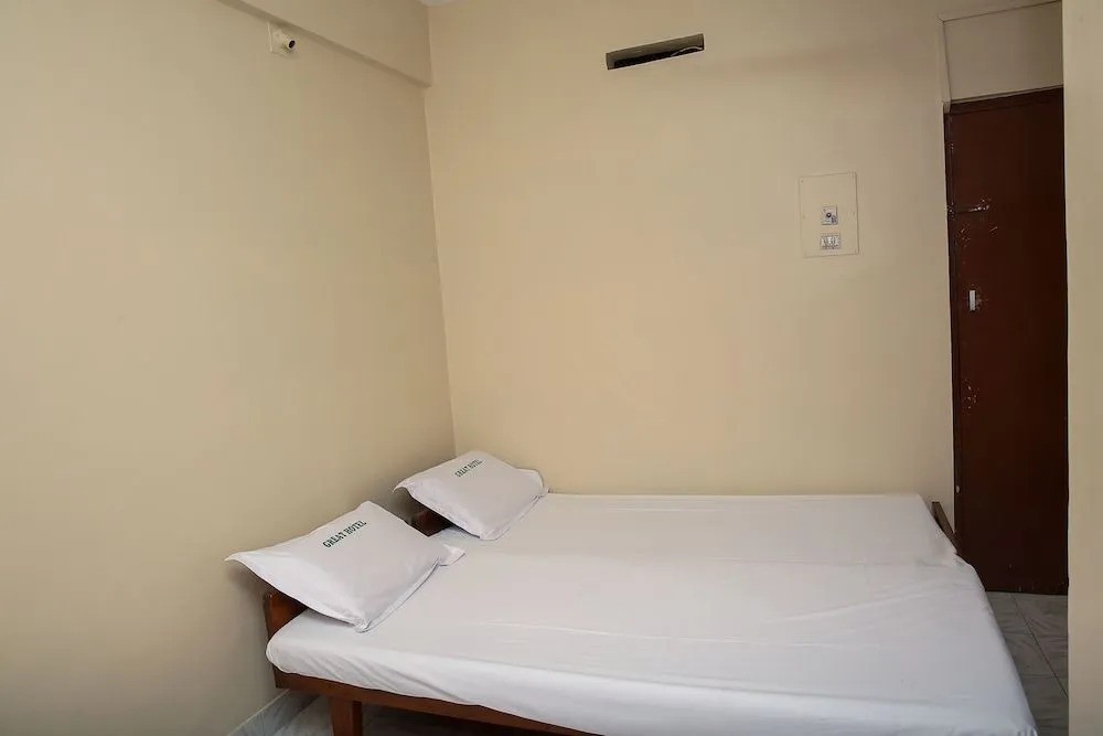 SPOT ON 40666 Great Hotel