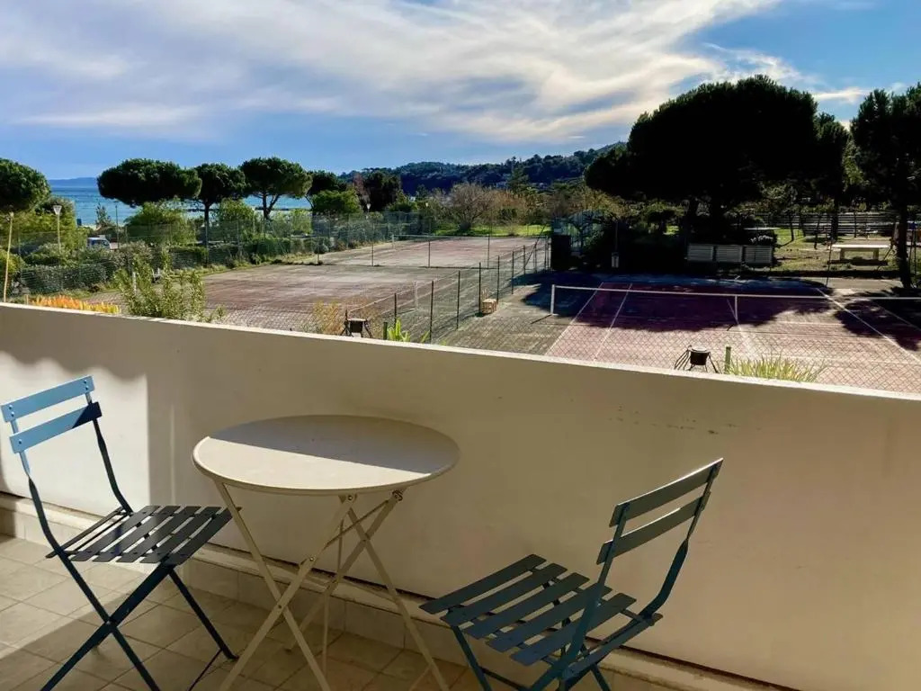 Appartement Bormes-les-Mimosas, 3 pièces, 4 personnes - FR-1-610-37