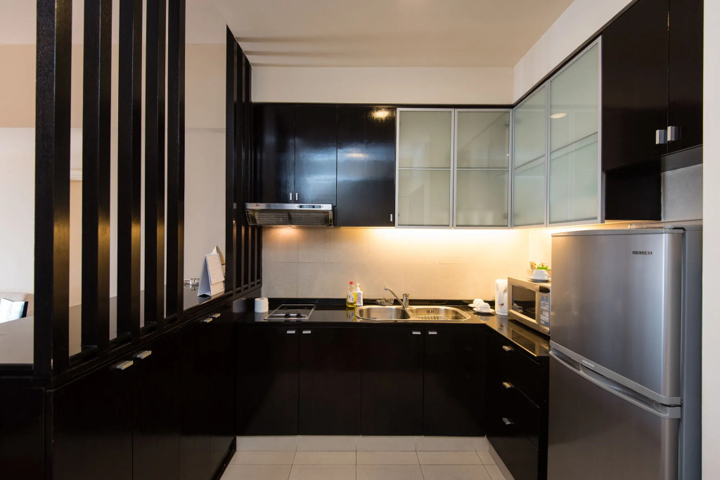 W Studio Resort Suites at Pyramid Tower