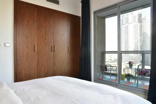 Yallarent Burj Residences Apartment
