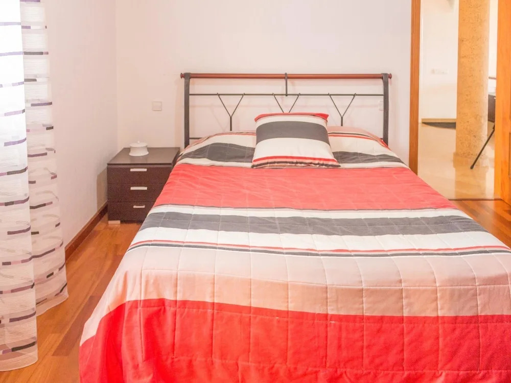 Fantastic Holiday Home for 10 Persons With Private Swimming Pool in Miami Platja