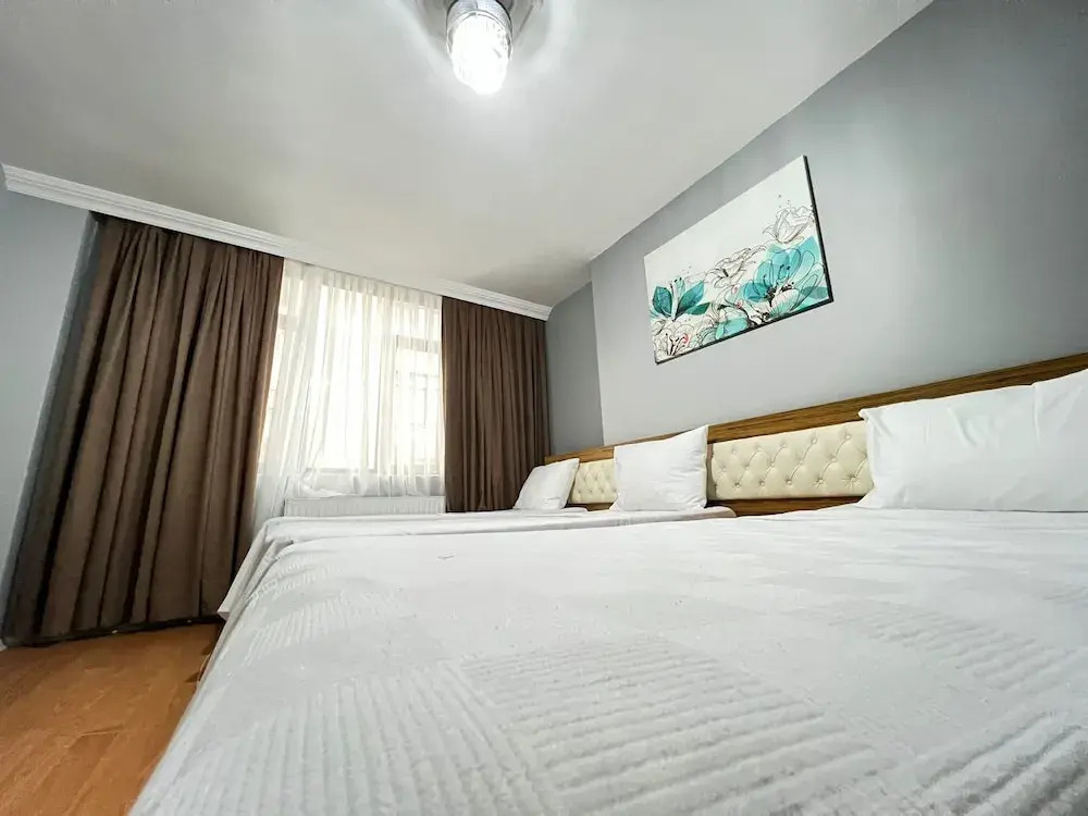 City Blue Hotel