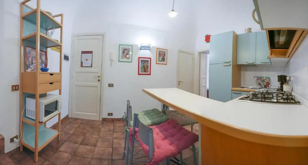 Caracciolo Lounge