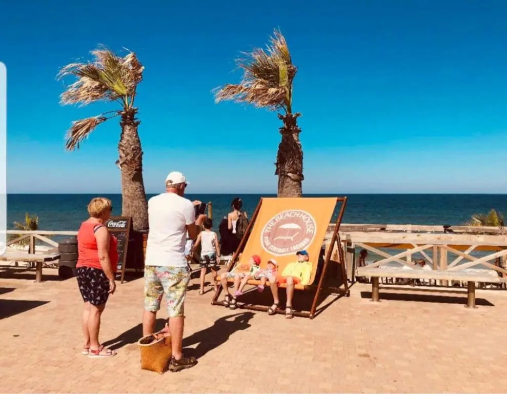 Maison de 3 chambres avec piscine partagee terrasse amenagee et wifi a Lacanau a 2 km de la plage