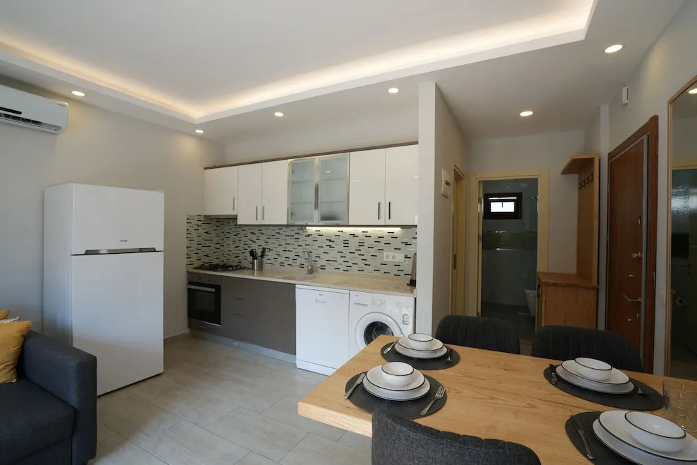 Maye Residence