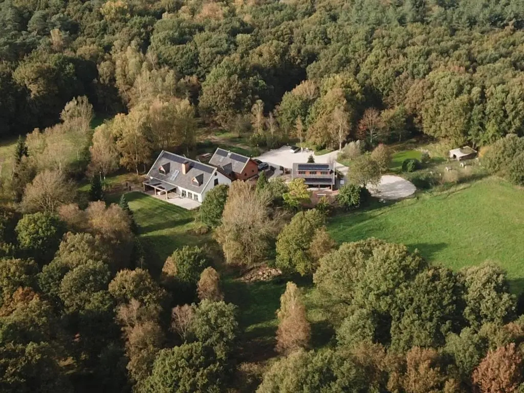 Inn The Woods - Private Stay
