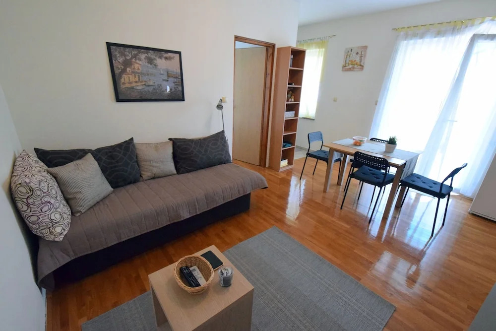 Halapir Apartment