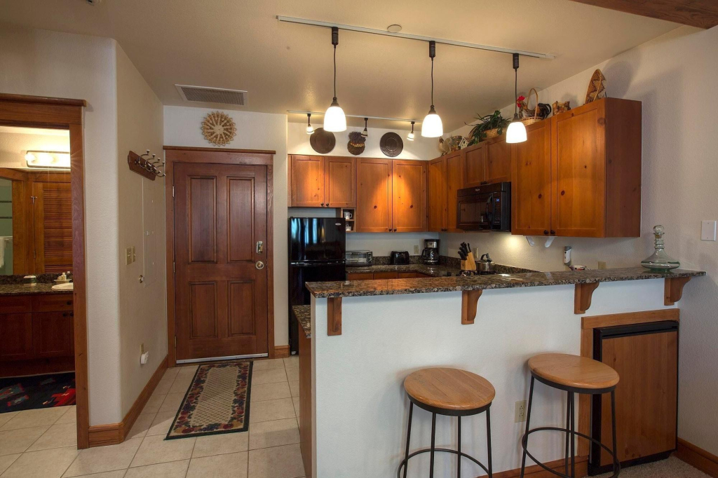 Palmyra - 1 Bedroom Condo #4g - Llh 58146