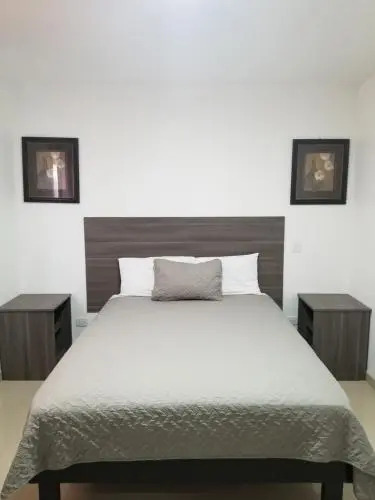 Sea Rock Hotel