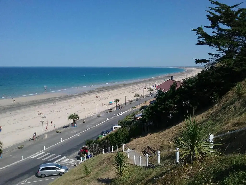 Beau duplex et studio proche de la mer