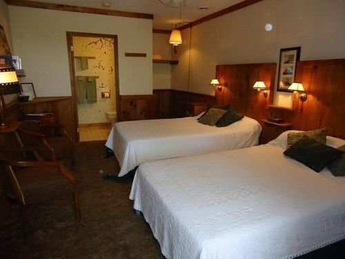 Wildwood Inn