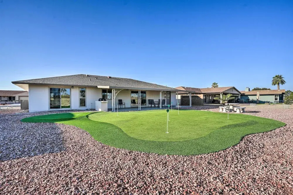 Golfers Haven! Gem w/ Patio & Grill in Sun City