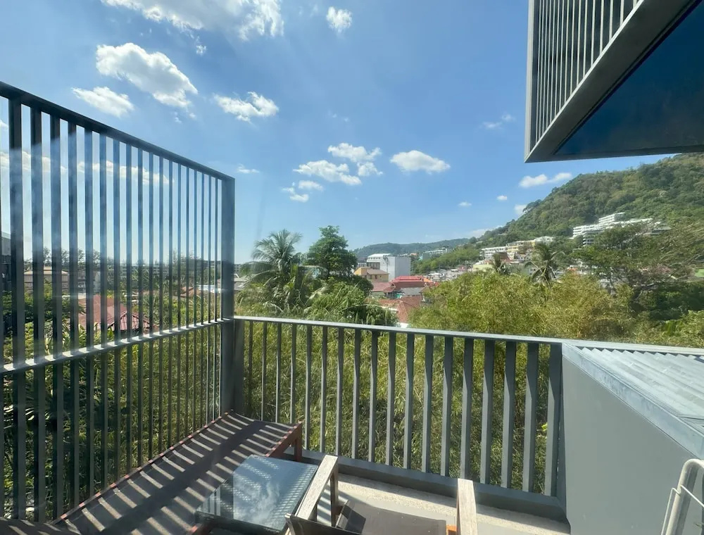 The Deck Condominium by Lofty