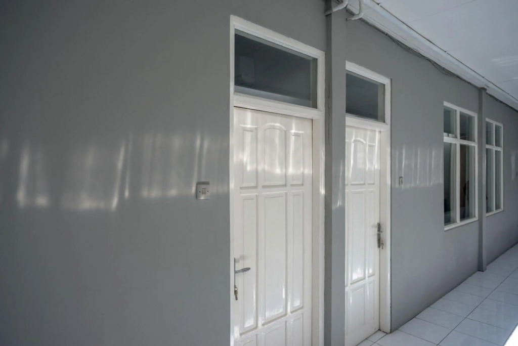 KoolKost Syariah near Universitas PGRI Semarang - Minimun Stay 6 Nights