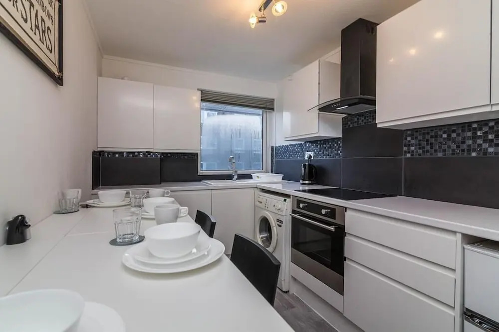 Magdala Apartment - Sleek and Modern 2bed in Nottingham