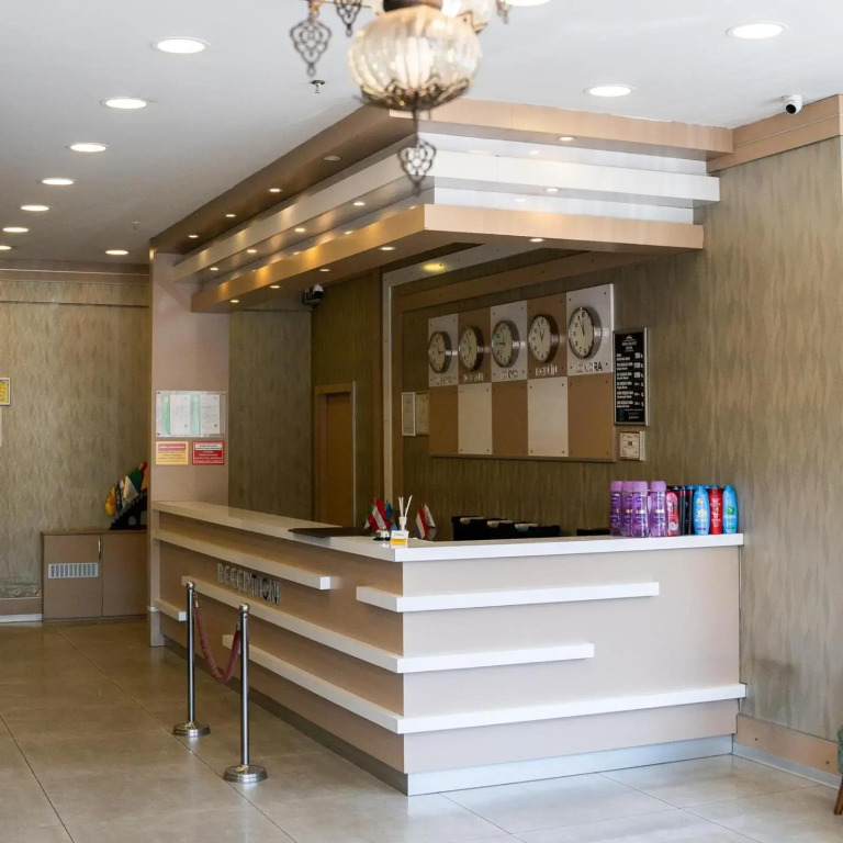 Emsa Palace Hotel