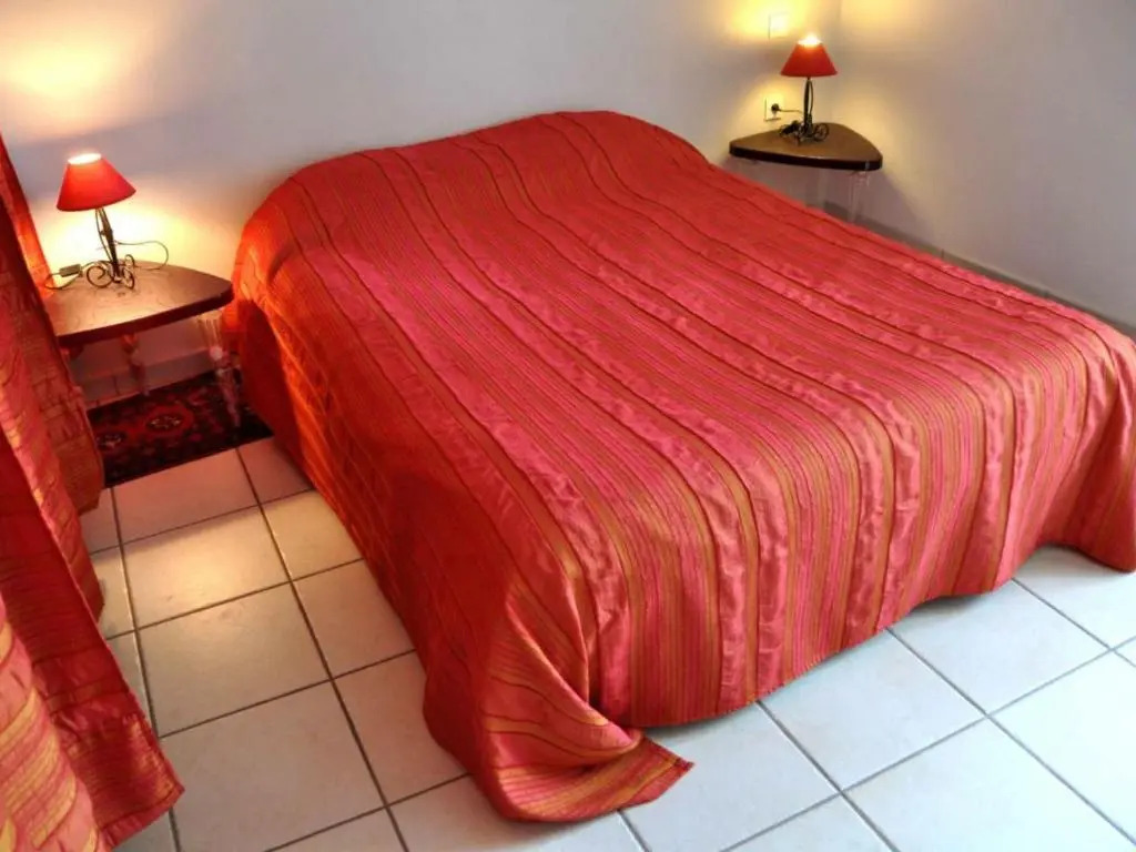 Gîte spacieux avec 2 chambres et parking à proximité du Parc du Pilat - FR-1-496-70